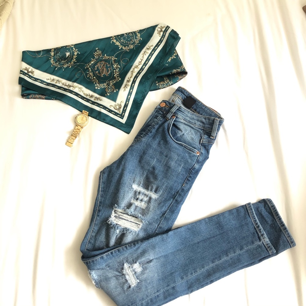 H&M High Waisted Distressed Jeans